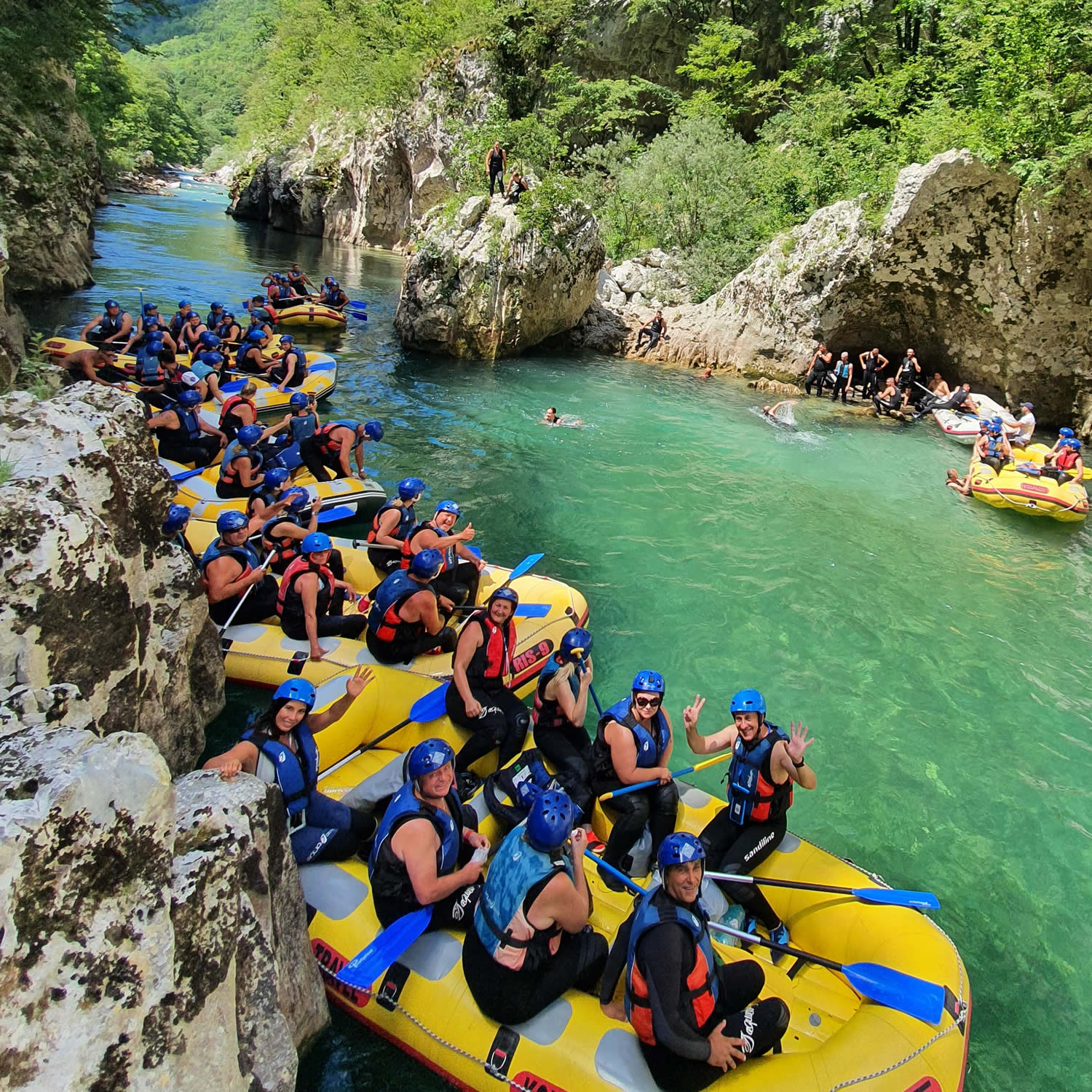 Rafting preparation on the Neretva river